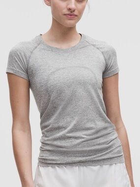 lululemon swiftly Heathered Gray Short Sleeve Tee
